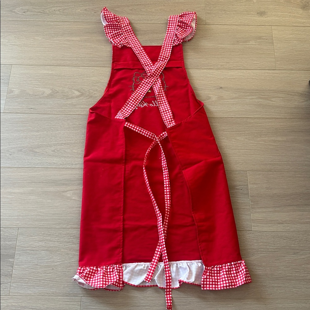 NWT Hello Kitty Gingham Apron - Picture 9 of 9